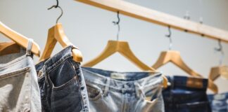 Spodnie plus size dla kobiet w ciąży: Jakie modele wybrać
