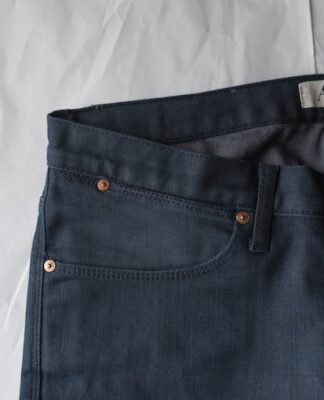 Spodnie plus size dla kobiet z krągłościami: Jakie modele wybrać