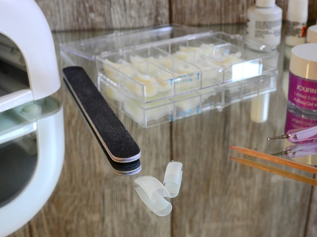 Jak dbać o tipsy? Jak dbać o tipsy?