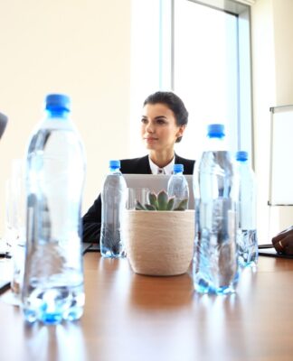 Jak zoptymalizować koszty zakupu wody dla firmy? Jak zoptymalizować koszty zakupu wody dla firmy